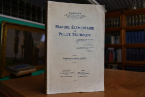 Manuel elementaire de Police Technique.
