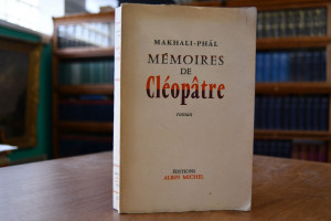 Memoires de Cleopatre. Roman.