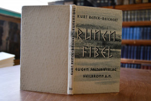 Runen-Fibel.