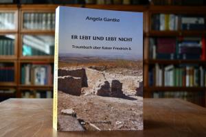 Er lebt und lebt nicht. Traumbuch über Kaiser F...