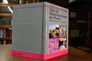 Atlas der Hauterkrankungen des Pferdes. Diagnos...