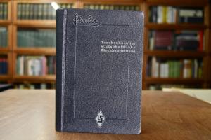 Taschenbuch für wirtschaftliche Blechbearbeitung.