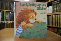 Laura, Robin und die Räuber.
