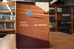 en passant.