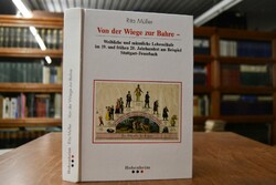 Von der Wiege zur Bahre. Weibliche und männlich...