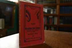 Es wehen zwei Fahnen. Großstadtbild aus dem Han...