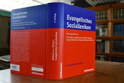 Evangelisches Soziallexikon.