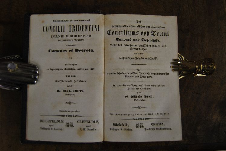 Des hochheiligen, ökumenischen und allgemeinen Conciliums von Trient Canones und Beschlüsse. Nebst den betreffenden päpstlichen Bullen und Verordnungen, und einem vollständigen Inhaltsverzeichnisse.