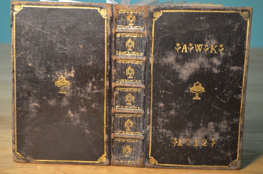 Württembergisches Gesangbuch, zum Gebrauch für Kirchen und Schulen von dem Königlichen Synodus nach dem Bedürfniß der gegenwärtigen Zeit eingerichtet.