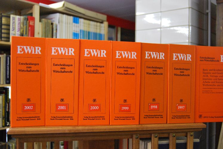 Entscheidungen zum Wirtschaftsrecht. Kurzkommentare. EWiR. 1.Jahrgang 1985 - 18. Jahrgang 2002 (jeweils komplett in Ordner).