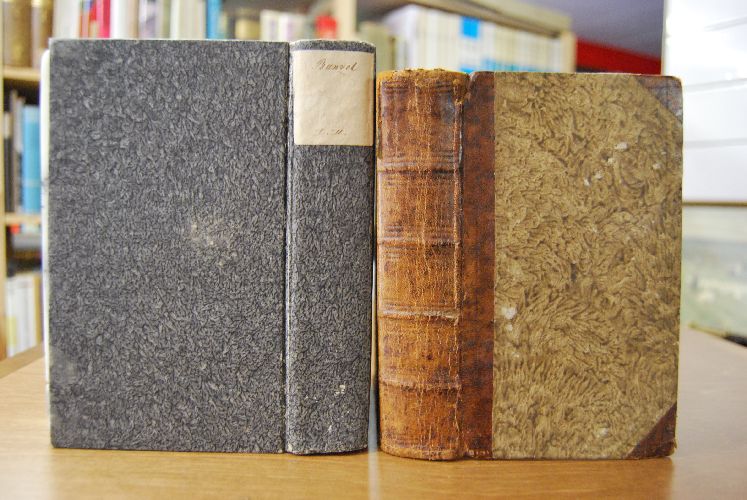 Kurze Betrachtungen über biblische Texte bei den Särgen unserer Mitchristen zum Gebrauch bei sogenannten Leseleichen. Erster und zeiter Theil in einem Band. Dritter Theil in einem zweiten Band.