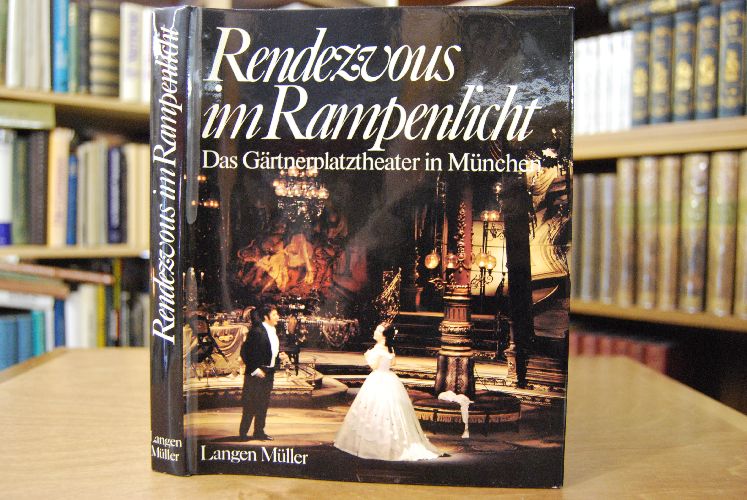 Rendezvous im Rampenlicht. Das Gärtnerplatztheater in München.