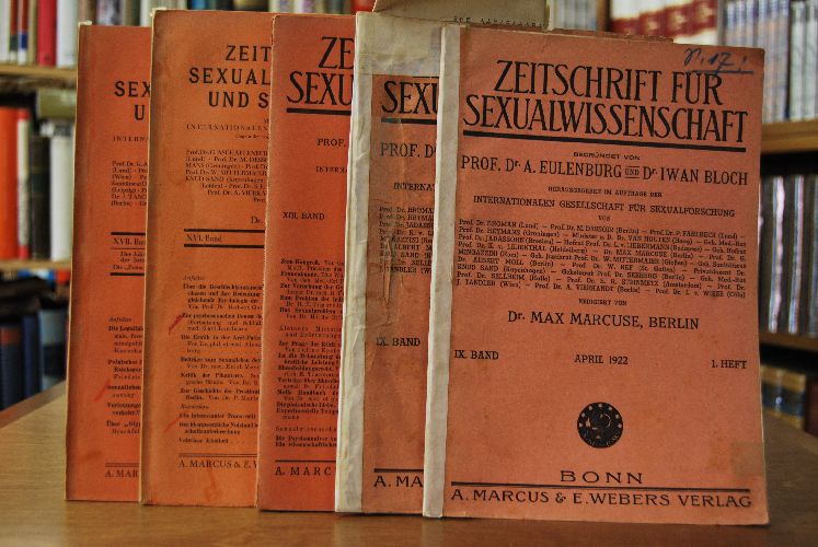 Zeitschrift für Sexualwissenschaft. Konvolut von 5 Heften IX. Band April 1922 1. Heft, IX. Band Mai 1922 2. Heft, XIII. Band Oktober 1926 7. Heft, XVI. Band Mai 1929 2. Heft, XVII. Band Februar 1931 7. Heft.