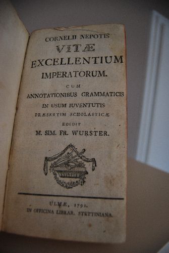 Cornelii Nepotis Viae excellentium Imperatorum cum annotationibus grammaticis in usum iuventutis praesertim scholasicae.