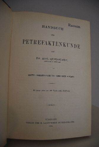 Handbuch der Petrefaktenkunde und Atlas zm Handbuch der Petrefaktenkunde.