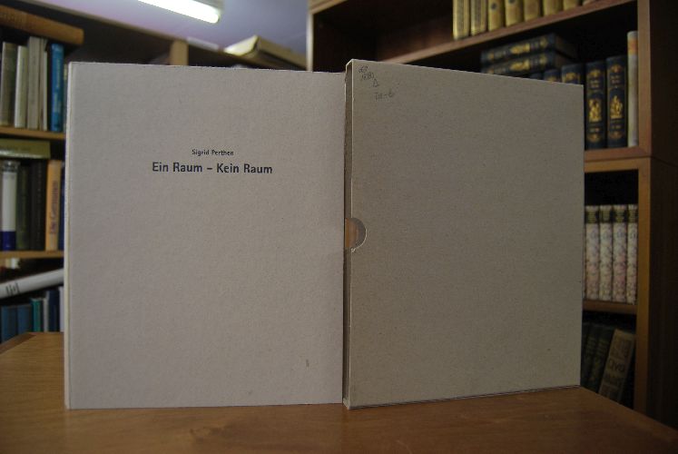 Sigrid Perthen, Ein Raum - kein Raum. Acht Rauminstallationen 25. Februar bis 26. März 1995, Galerie in der Alten Post, Eislingen.