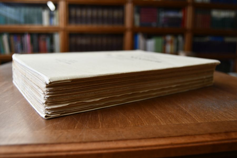 Catalogue de l`oevre grave de Robert Nanteuil. Mit der biographischen Notiz von Francois Courboin. Broschurband und Mappe mit Abb.