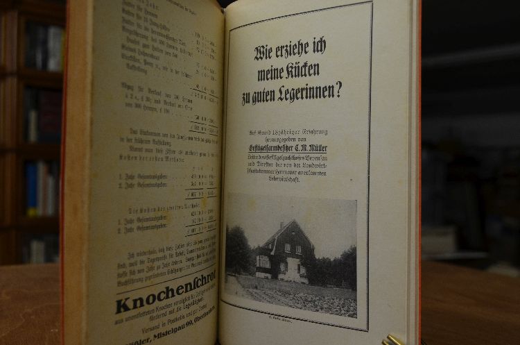 Die rationelle Brut und Kückenaufzucht. Beigebunden S.G. Hanson Eierproduktion im Großen. Mistelgau, Rößler, 1921, 40 S.; C.M. Müller Wie erziehe ich meine Kücken zu guten Legerinnen. Selbstverlag, 4. Tsd., 30 S. mit Ill.; C.M. Müller Wie erziele ich von meinen Legehennen die höchstmögliche Eierzahl zu jeder Jahreszeit? Eine Feststellung der Fehler der zur Zeit auf dem Lande üblichen Fütterungsweise nebst genauer Anweisung, was, wieviel und wie zu füttern ist. Selbstverlag, 21 S.
