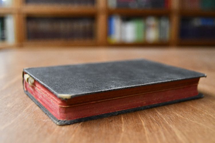 Andachtsbuch für christliche Mütter. Insbesondere zum Gebrauche für die Mitglieder und bei Versammlungen des christl. Müttervereins, sowie für die Mitglieder des Vereins zu Ehren der heiligen Familie von Nazareth.