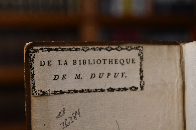 Histoire de Suede sous le Regne de Charles XII. Ou l`on voit aussi les Revolutions arrivees en differens tems dans ce Royaume toute la Guerre du Nord. Tome Neuvieme et Tome Dixieme (von 12 Bden.) apart.
