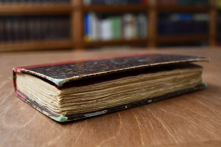 Bossuet. Oraisons Funebres. Publies avec une Introduction et des Notes Historiques et Bibliographiques.