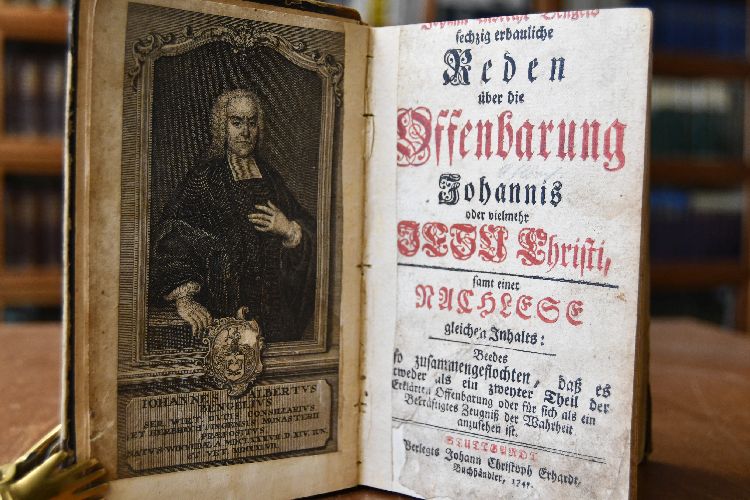 Sechzig erbauliche Reden über die Offenbarung Johannis oder vielmehr Jesu Christi, samt einer Nachrede gleichen Inhaltes Beedes also zusammengeflochten, daß es entweder als ein zweyter Theil der Erklärten Offenbarung oder für sich als ein Bekräftigtes Zeugniß der Wahrheit anzusehen ist.