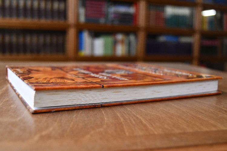 Les Ateliers Parisiens d`Ebenistes et de Menuisiers aux XVIIe et XVIIIe Siecles.