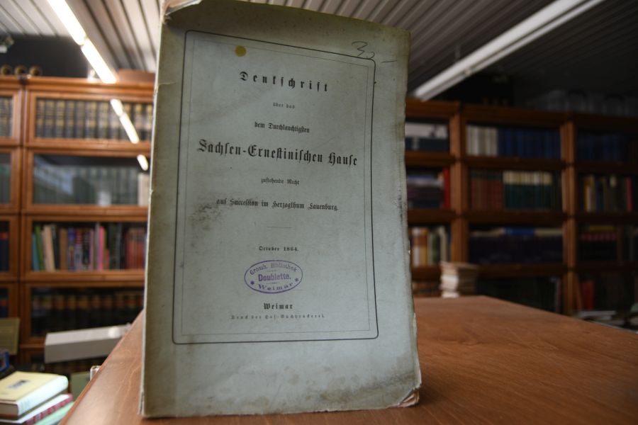 Denkschrift über das dem Durchlauchtigsten Sachsen-Ernestinischen Hause zustehende Recht auf Succession im Herzogthum Lauenburg.