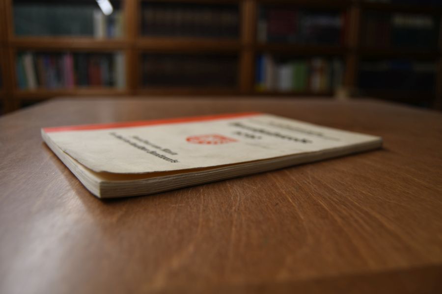 Haushaltsrede des Oberbürgermeisters (Frankfurt a.M.) und Preuß. Staatsrats.Dr. Krebs, gehalten am 13. März 1939 in der öffentlichen Beratung mit den Gemeinderäten im Bürgersaal des Rathauses.