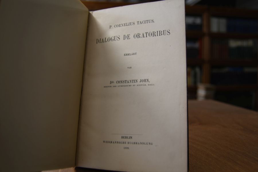 Dialogus de oratoribus. Erklärt von Constantin John.