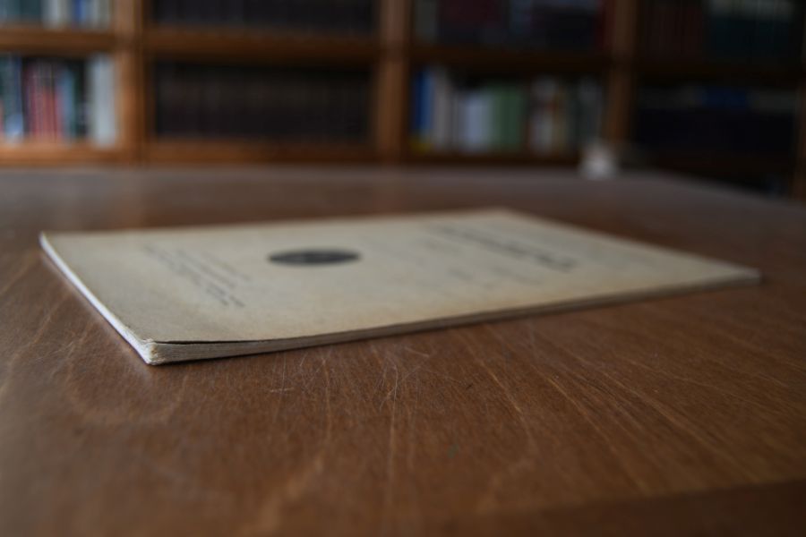 Neue elementare Begründung und Erweiterung der Galoisschen Theorie.