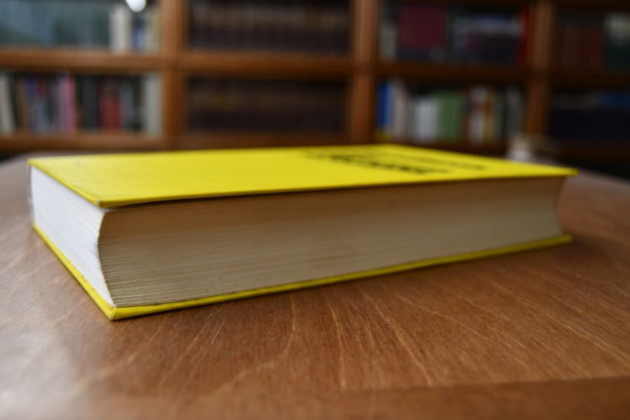 Handbuch des Eigentumsvorbehalts im deutschen und ausländischen Recht.