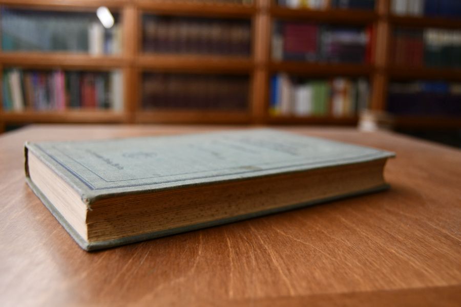 Die Gesellschaften mit beschränkter Haftung. Lehr- und Nachschlagewerk für Geschäftsführer, Mitglieder des Aufsichtsrats, Gesellschafter, Buchhalter, Liquidatoren und Bücherrevisoren.