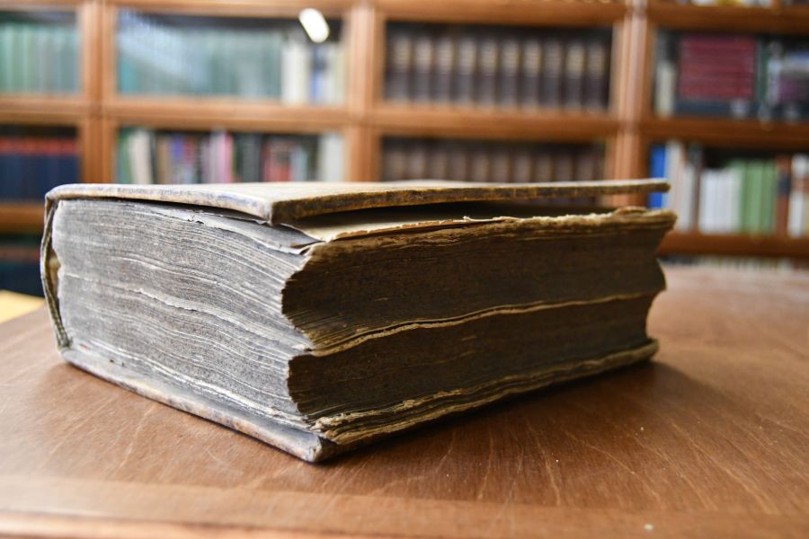 Die auf den Höhenen schreyende Höchste Weisheit; oder die güldene so geheissene Berg-Predig des grossen Lehrers Jesu Christi, begrieffen in dem V., Vi., und VII. Capiteln des Evangelii St. Matthäi. In verschiedenen Predigten erklähret und an das Gewissen zugeeignet, auch auf Heils-begieriger Zuhörern Begehren nun in Truck überlassen. II. Tomus enthaltende Matthaei Caput VI. (apart).