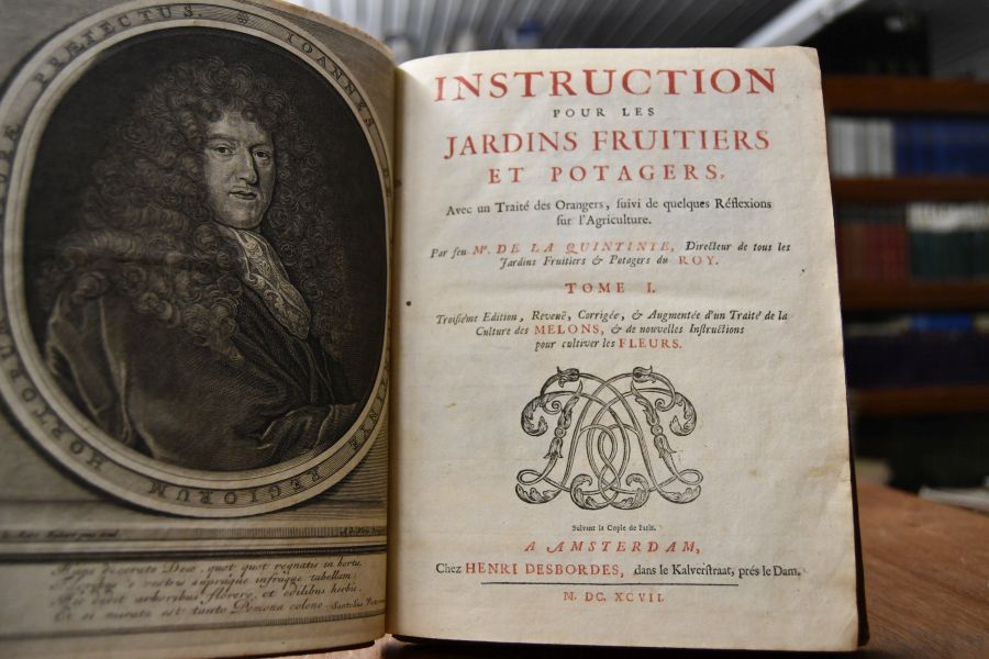 Instruction pour les Jardins fruitiers et Potagers. Avec un Traite des Orangers, suivi de quelques Reflexions sur l`Agriculture. Tome I (apart).