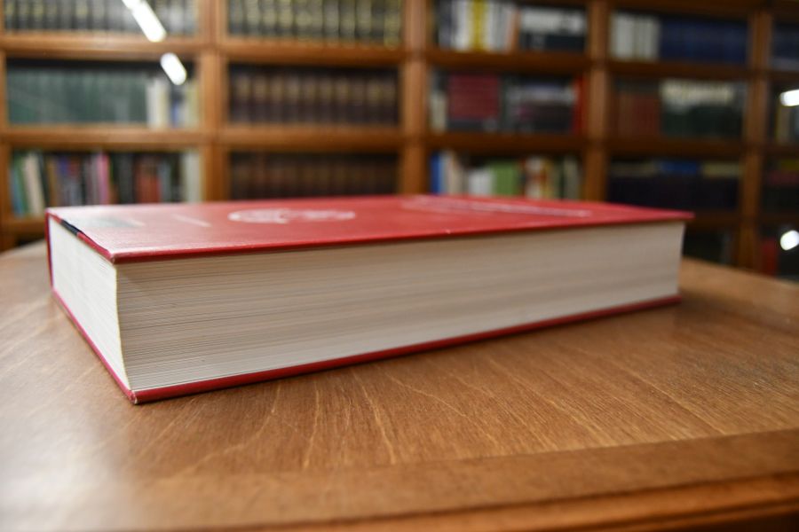 Der Versicherungsmakler. Position und Funktion aus rechtlicher und wirtschaftlicher Sicht. Ein Handbuch für die Praxis.