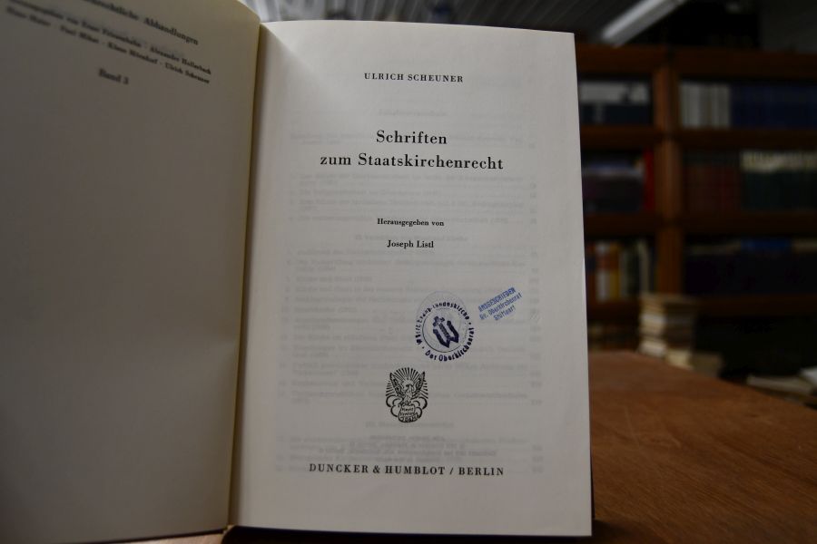 Schriften zum Staatskirchenrecht.