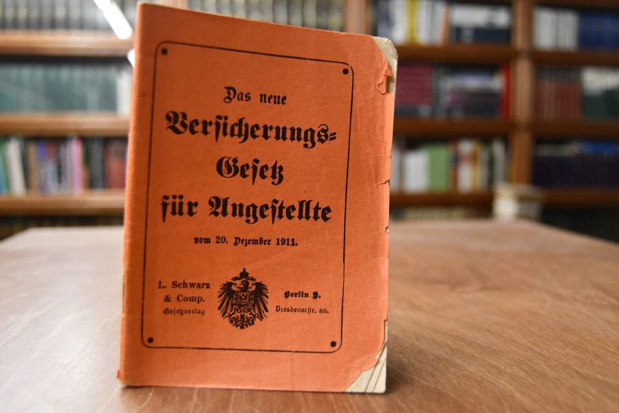 Das neue Versicherungsgesetz für Angestellte vom 20. Dezember 1911.