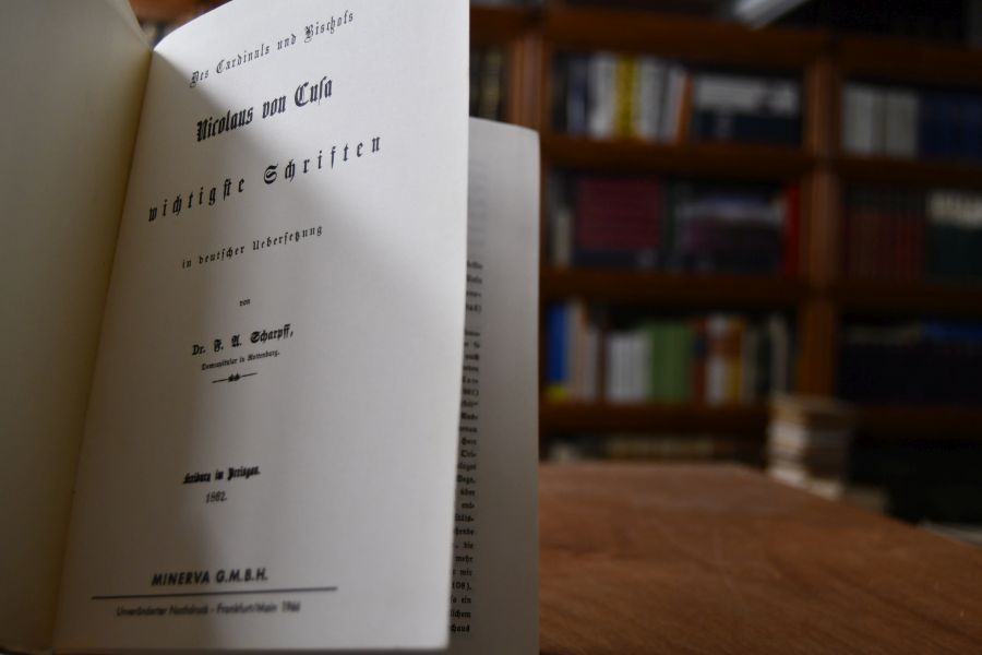 Des Cardinals und Bischofs Nicolaus von Cusa wichtigste Schriften in deutscher Uebersetzung.