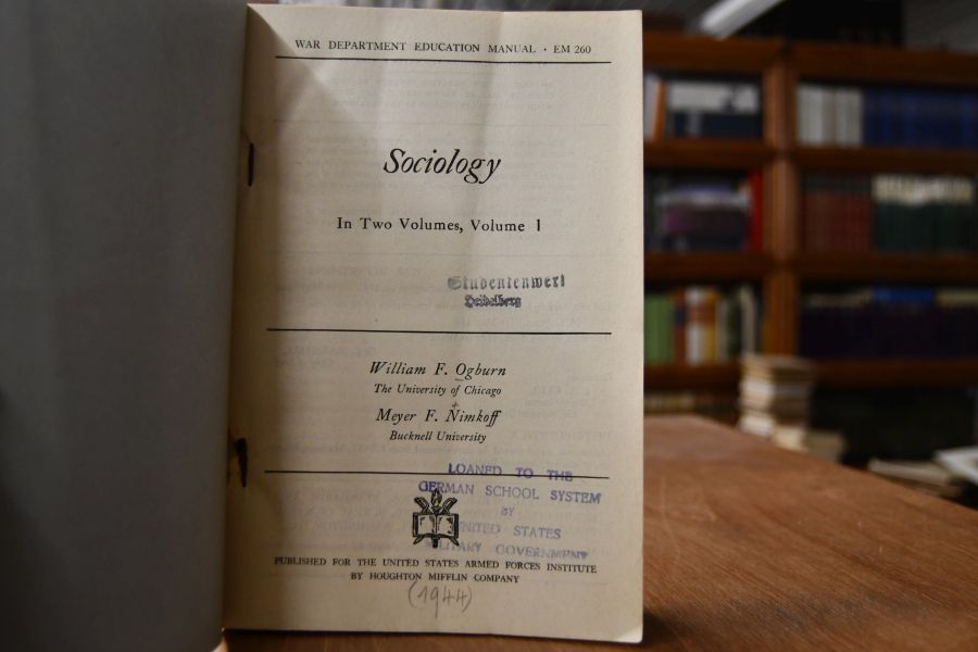 Sociology. 2 Vol. (komplett).