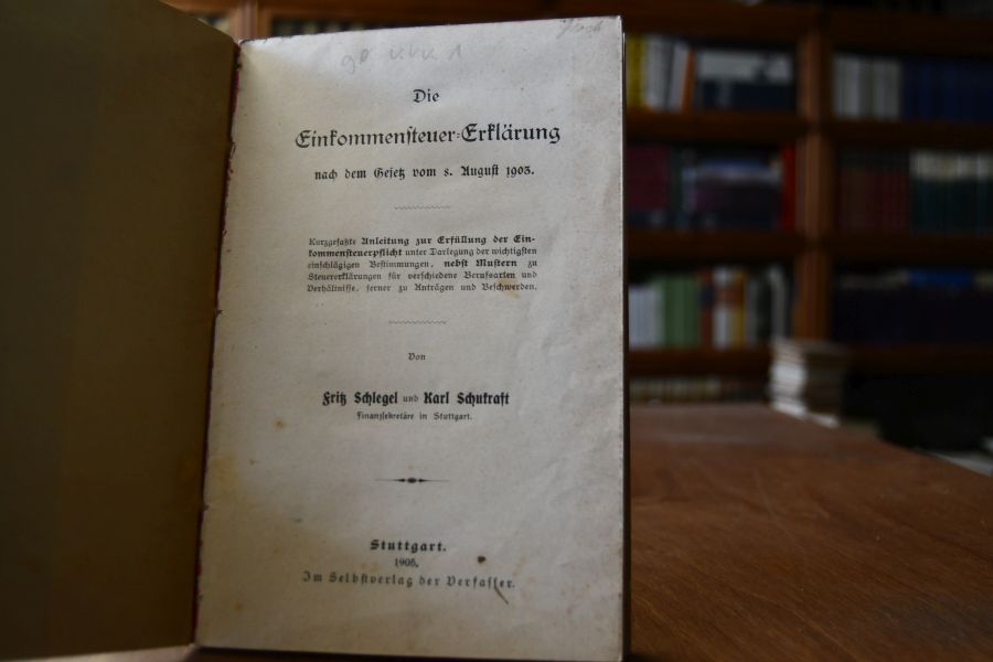 Die Einkommensteuer-Erklärung nach dem Gesetz vom 8. August 1903.