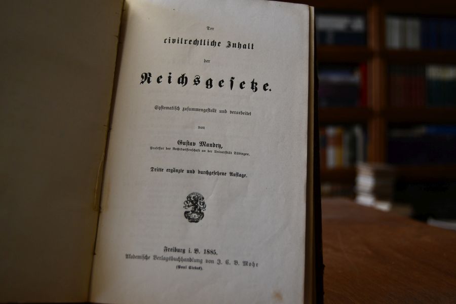 Der civilrechtliche Inhalt der Reichsgesetze. Systematisch zusammengestellt und verarbeitet.