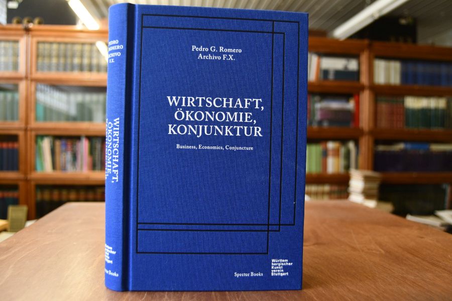 Wirtschaft, Ökonomie, Konjunktur. Business, Economics, Conjuncture, anlässlich der Ausstellung Archivo F.X., Pedro G. Romero, Wirtschaft, Ökonomie, Konjunktur, Württembergischer Kunstverein Stuttgart, 11. Februar - 29. April 2012.