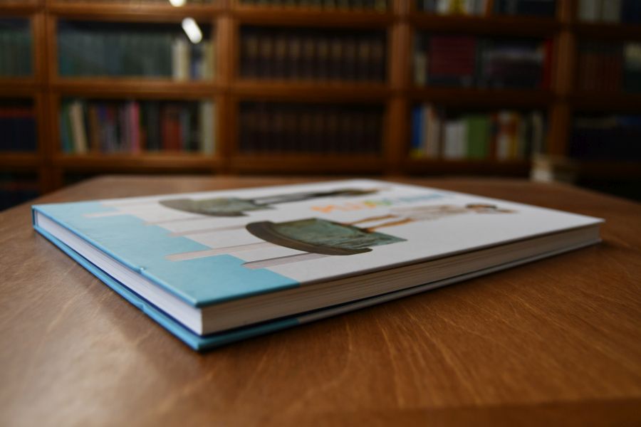 Plus Minus. Einblicke in die Kunstsammlung der Oberschwäbischen Elektrizitätswerke (OEW).