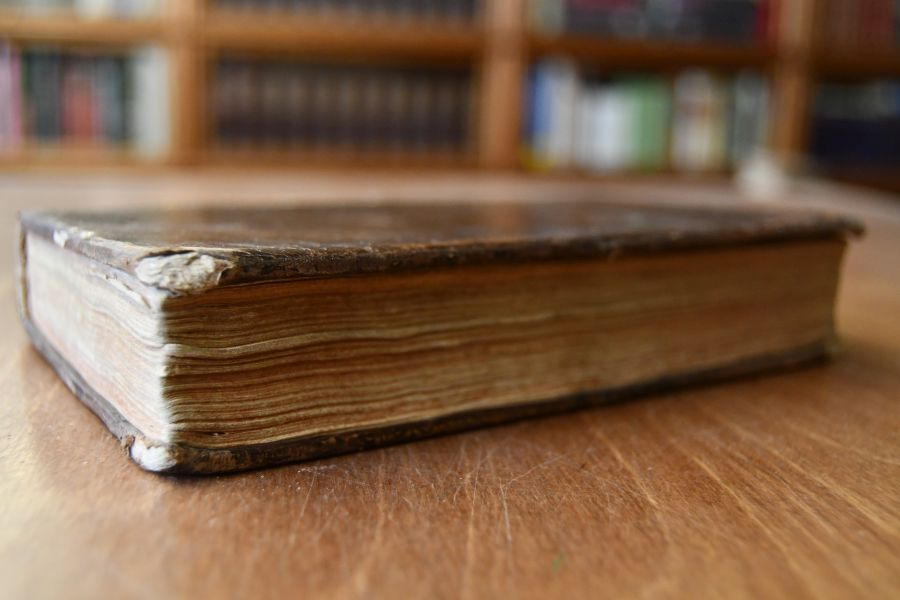 Les livres de Ciceron, de la Vieillesse, et de l`aitie avec les Paradoxes du meme autheur.