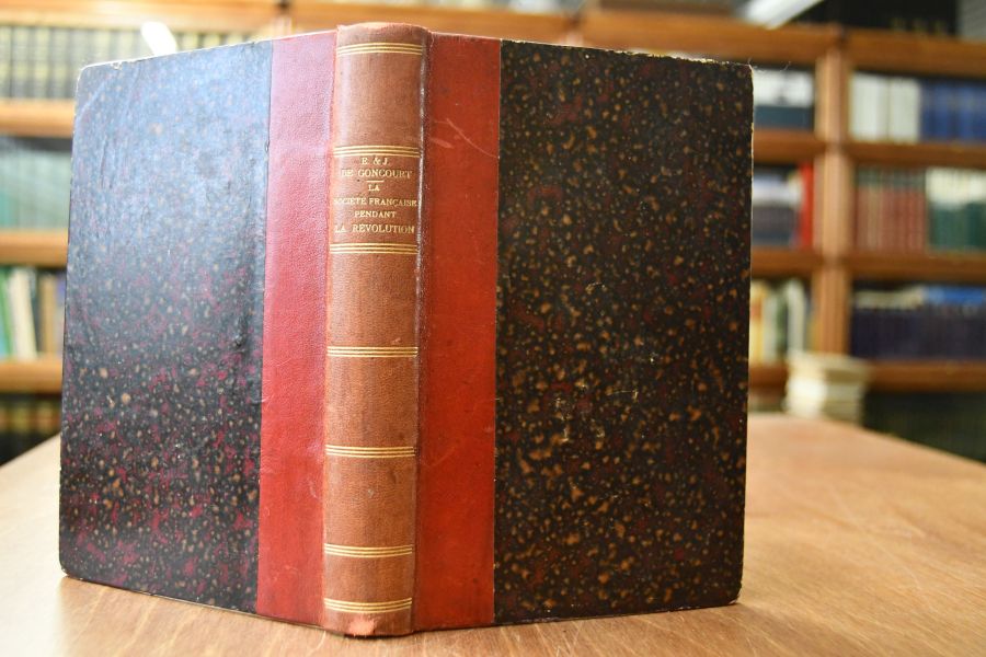 Histoire de la Societe Francaise pendant La Revolution.