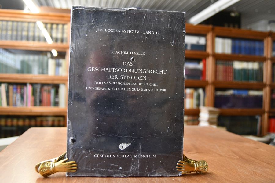 Das Geschäftsordnungsrecht der Synoden, der evangelischen Landeskirchen und gesamtkirchlichen Zusammenschlüsse.