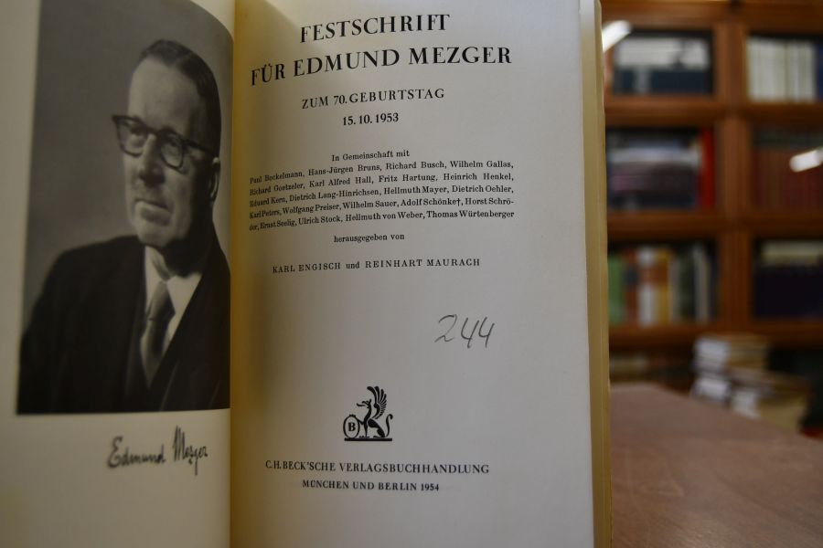 Festschrift für Edmund Mezger zum 70. Geburtstag 15.10.1953.