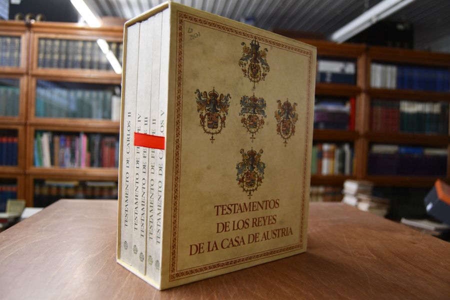 Testamentos de los Reyes de la Casa de Austria Testamento de Felipe II; Testamento de Felipe III; Testamento de Felipe IV; Testamento de Carlos II; Testamento de Carlos V.