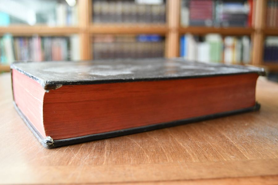Conversations-Hand-Lexikon. Ein Hülfswörterbuch für diejenigen, welche über die beim Lesen sowohl, als in mündlichen Unterhaltungen vorkommenden, mannigfachen Gegenstände näher unterrichtet seyn wollen.